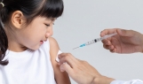 중앙재난안전대책본부는 오는 12일부터 동절기 코로나19 백신 추가접종 대상을 18세 이상에서 12세 이상으로 확대했다. 