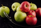 사과 속 비타민C는 피로 해소를 돕고 몸의 면역 기능을 강화한다. 