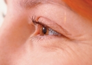 마그네슘을 보충해도 눈가에 떨림이 있다면 다른 질환을 의심하는 게 좋다.
