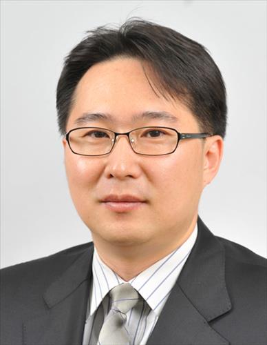 윤홍만