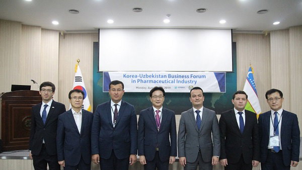 한-우즈벡 제약 비지니스 포럼 열려