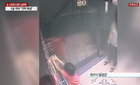5살 아이 손소독 하려다 각막 화상 입어