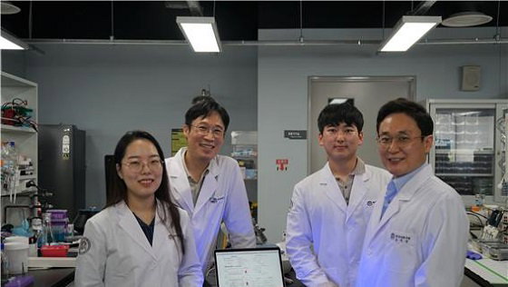 "고령 치매 환자, 코로나19 감염 가능성 더 높아"