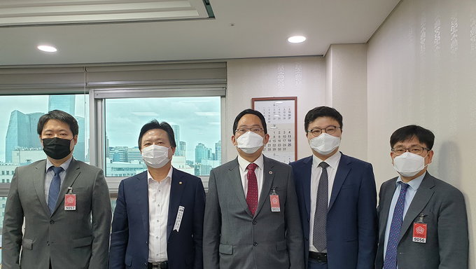 졸속 의대정원 증원 추진 등 주요 현안 관련 입장 국회에 전달