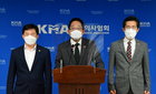 의·정 합의문 서명한 의협 최대집 회장 위기...의료계 후폭풍