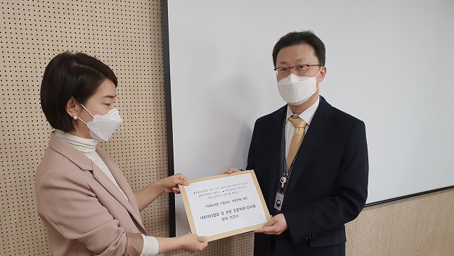 의료계, "치매안심병원 기준에 한의사 포함 반대" 한 목소리