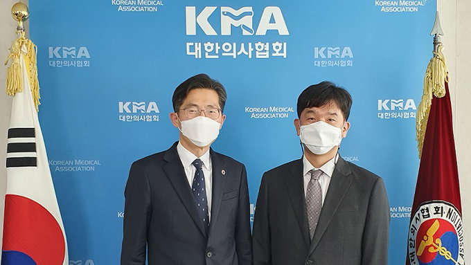 이필수 회장, 코로나19 백신 관련 한국화이자제약 관계자 면담