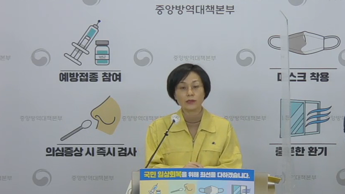 연일 17만명 확진, 질병관리청 "지금은 유행 정점 이전의 고비"