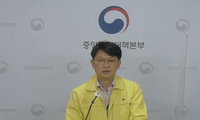 코로나 주간 위험도 '중간'... 방역당국 "확진자 감소세 한달 정도 계속될 것"