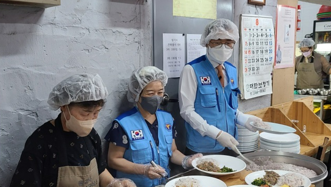 의협-한국의사100년기념재단, '따뜻한 마음 한 끼 나눔 캠페인'