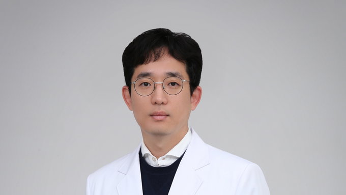 환자 나이 고려해 검사 최소화