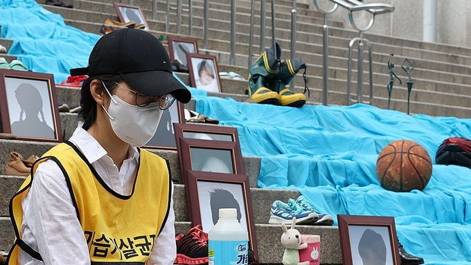 폐암도 가습기살균제 피해로 첫 공식인정…참사 12년만