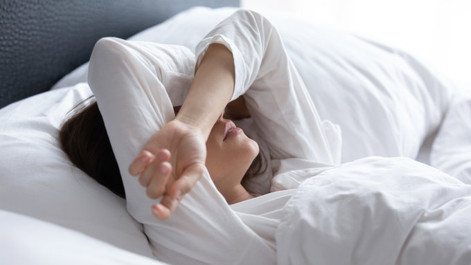 여성이 남성보다 불면증이 더 생기는 이유는?