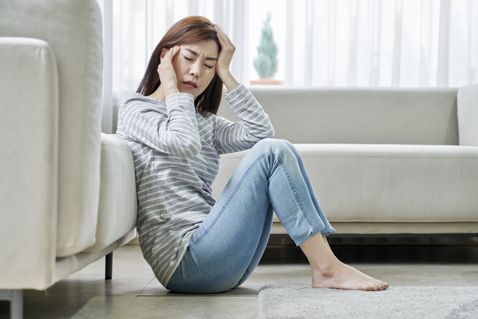 손 씻기를 해야 하며, 회사에서는 가급적 개인용품을 사용하는 것이 좋다.