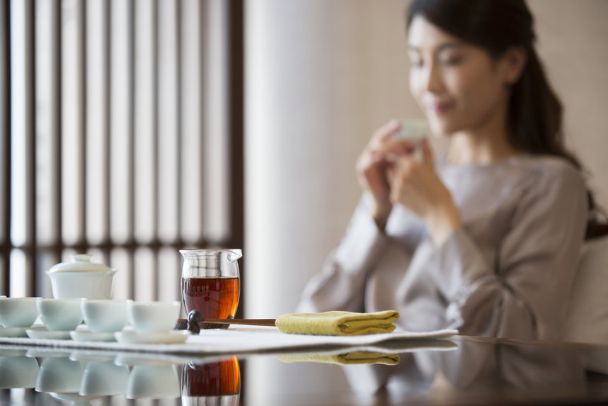 주로 차, 코코아, 사과, 포도 등에 많이 포함돼 있는 ‘플라바놀(플라반-3-올)’이라는 성분이 혈압을 낮추고 혈관 기능 개선에 효과가 있다.