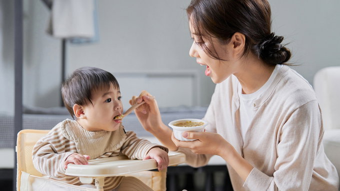 "육아휴직 이용률 정부기관 79% vs 대기업 56% vs 소기업 29%"