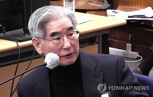 군 기밀 누설 혐의 김용현 전 장관 1심 재판, 28일 결심 공판