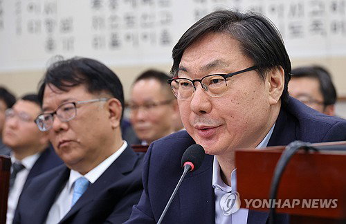 이화영 