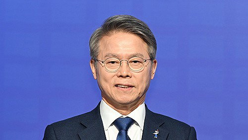 더불어민주당, 민형배 전남광주통합특별시장 후보 확정…김영록 꺾고 본선 진출