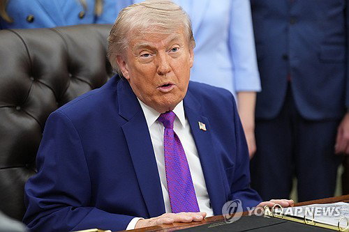 트럼프 이란 휴전 무용론 제기하며 중동 정세 격랑 및 글로벌 에너지 공급망 불안 고조