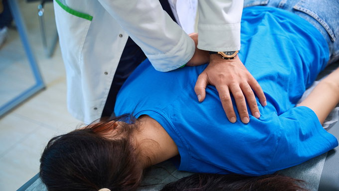 도수치료, 내달부터 가격 '4만 원대' 단일화… 연간 15회로 제한
