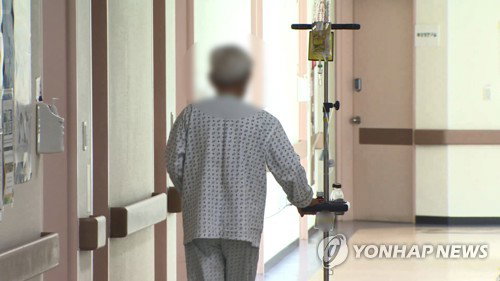 고령화 역설: 백내장 입원 최다, 치매 의료비 2조원 육박