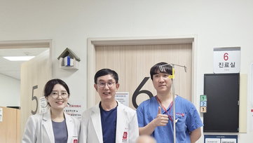 100세 직장암 3기 로봇수술 10일 만 퇴원…초고령 암 치료 새 지평