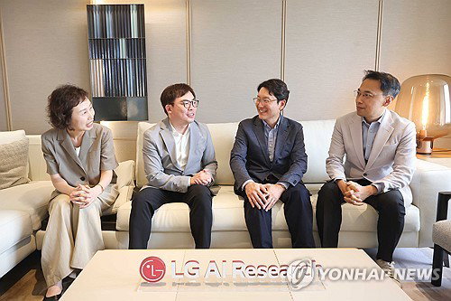 AI 신약 혁명: LG AI-디앤디파마텍, '먹는 펩타이드' 시동