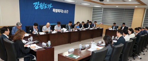 강원 산모·신생아 돌봄 12억 미지급…인수위, '재정 안정화' 총력