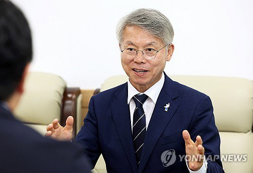 전남 국립의대, 민형배 '2캠퍼스·2병원' 해법…기대 속 의료 질 우려 교차
