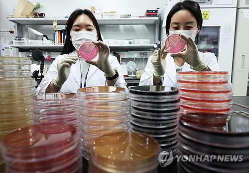 세균성 장염 환자 30% 폭증, 1인당 진료비 130만원 육박...보건 비상