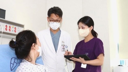 1.4조 간병비 절감했지만…통합서비스, '기본 모델'로 가는 길 멀다