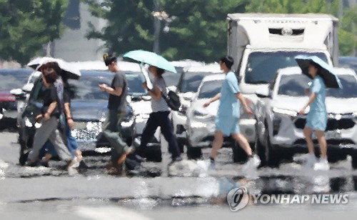 32도 울산 첫 폭염, 산업·시민 '온열질환 방어막' 구축 총력