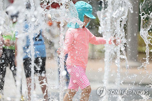 폭염 강타, 온열질환자 하루 만에 5배 폭증…의료 비상등 켜졌다