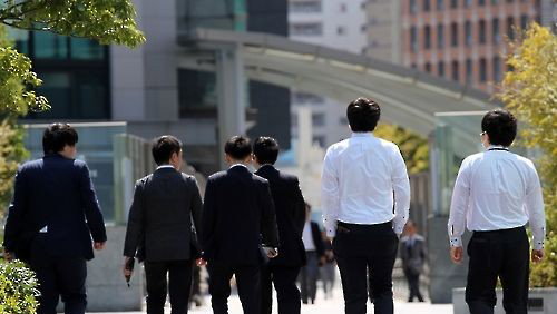 일본 정신장애 산재 1,086명 역대 최다…조직 소통 부재가 키운 병