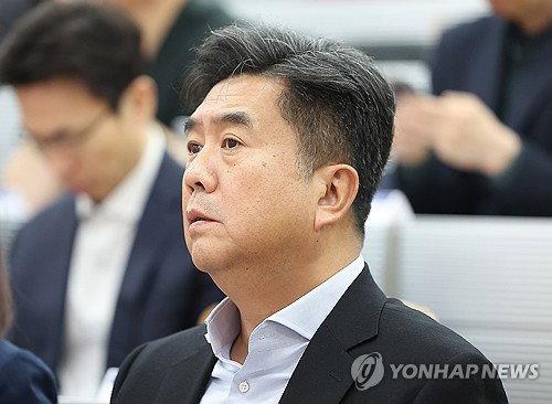 강청희 건보 이사장, '지속가능성' 난제 해결할까