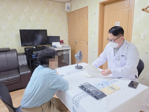 '수십 년 잠복' 석면 질환, 제천 주민 800명 대규모 검진 돌입