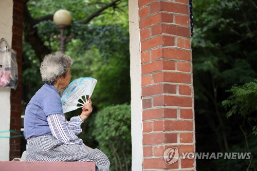 기대수명 83.7년 이면에 드리운 자살률 1위 그림자