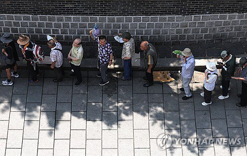 폭염, 호흡기 질환에 치명타…고령 환자 '에어컨은 필수' 경고